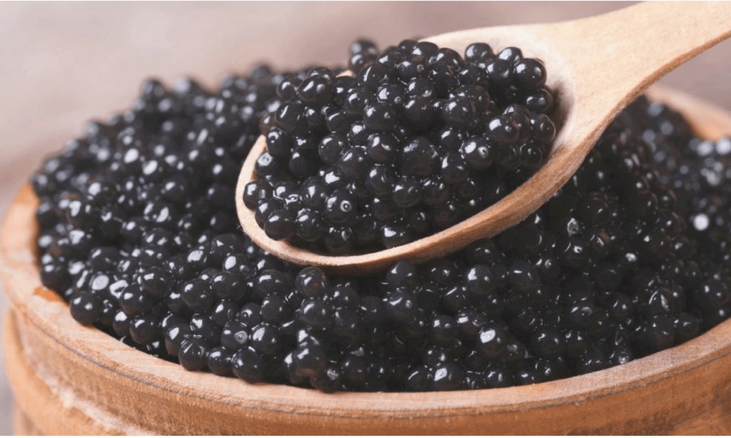 От чего зависит вкус икры осетров