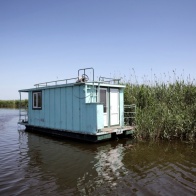 Плавающий домик